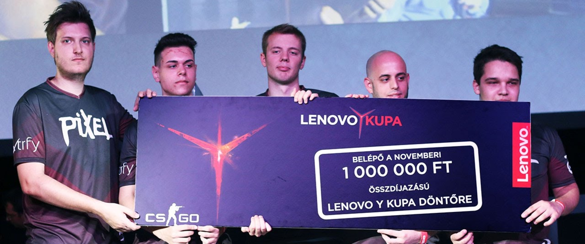 A ESL-es kupák után a Lenovo döntőről is kizárták a PIXEL-t!