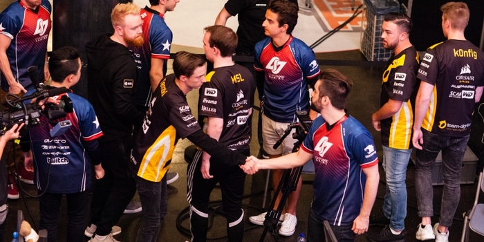 CS:GO - Megvannak az első távozók és az első legendák is Kölnben