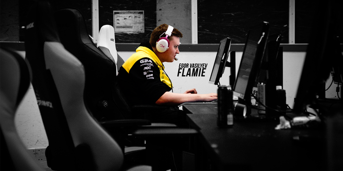 CS:GO - Flamie nem eszik nem pihen, szó szerint egész nap játszik!