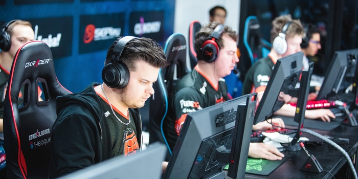 CS:GO - DeadFoxék megnyerték az FCDB kupát Fehéroroszországban!