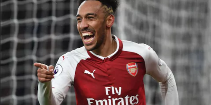 FIFA - Egy kósza képen látható Aubameyang FUT csapata?