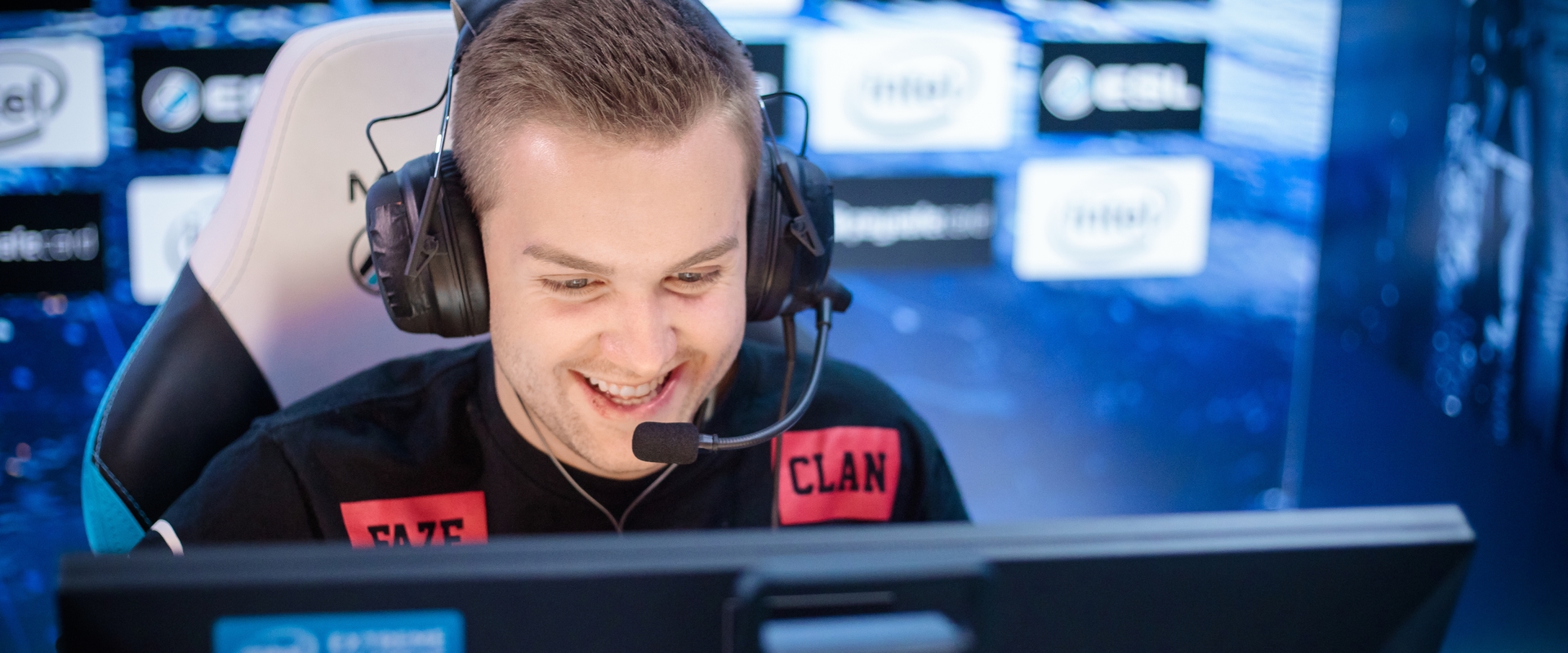 Eszméletlenül játszott NiKo a Cloud9 ellen - VIDEÓ