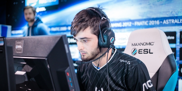 CS:GO - Újabb CS:GO esküvő jön, ezúttal shox fejét kötik be!