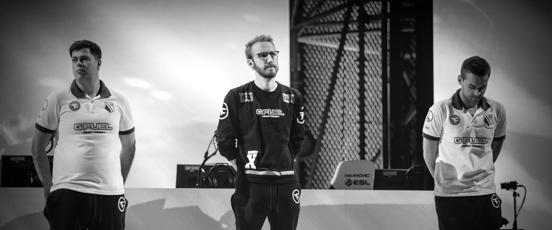 Mégsem tér vissza Olofmeister, hosszabb szünetet kell tartania