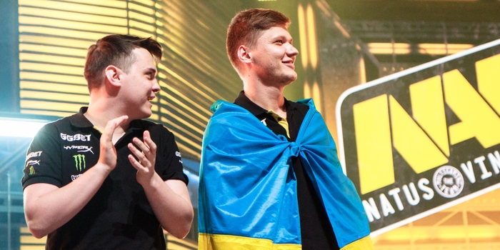 CS:GO - S1mple otthagyja a Na'Vi-t, ha rosszul teljesítenek a következő versenyeken