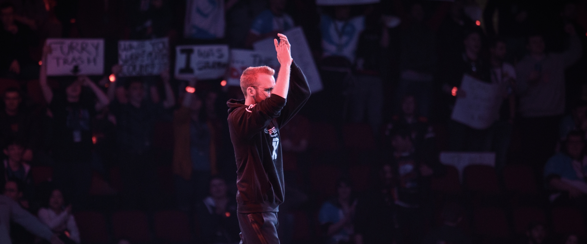 Olofmeister újból visszatért!