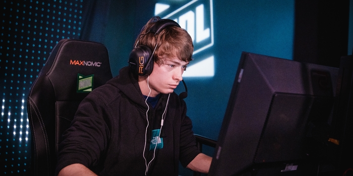 CS:GO - Motar2k magához repíti Swaget, hogy megtanuljon CS:GO-zni