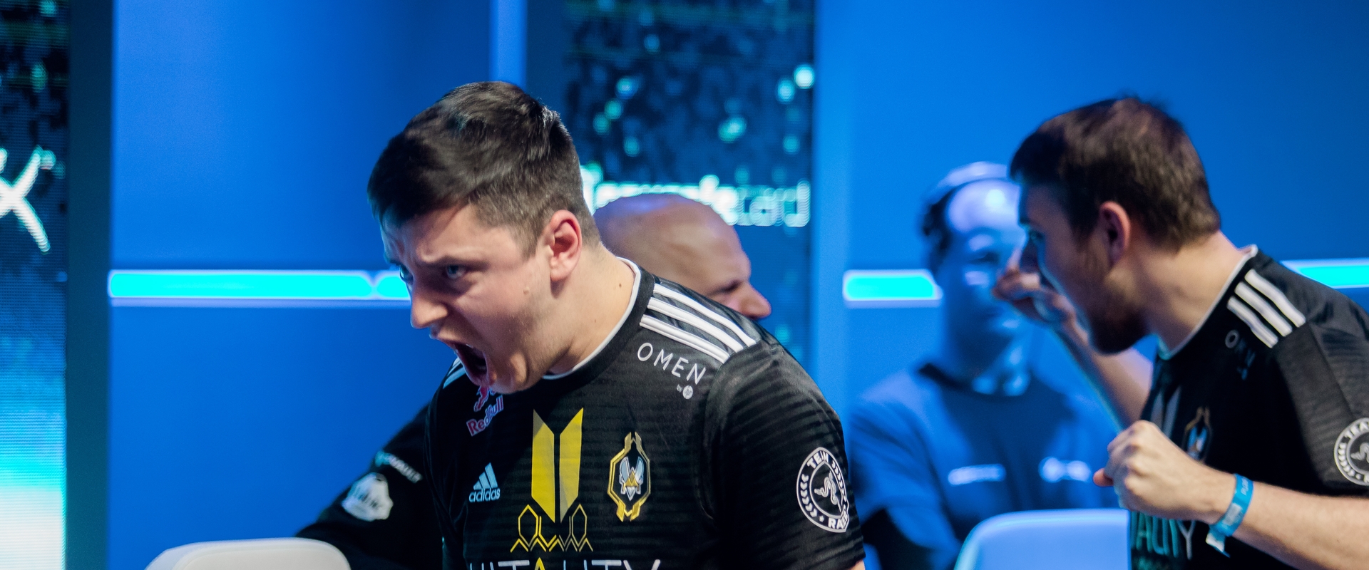 IEM Katowice Minor - Érkeznek a Spirit és a Vitality matricák