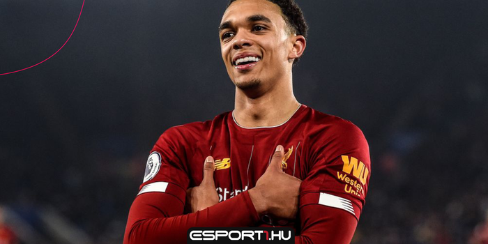 FIFA - TOTY után Alexander-Arnold behúzott egy POTM kártyát is!