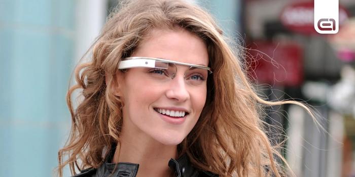 Hardver - A Google a high-tech Glass headsettel is befuccsolt