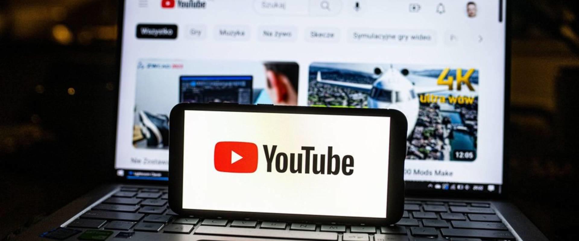 Tovább folytatódik az adblock-háború, most direkt lassít a YouTube