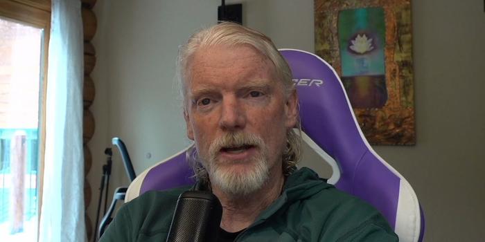 Gaming - „Nyers leszek, nem vagyunk profitábilisak” – A leépítésekről beszélt a Twitch CEO-ja