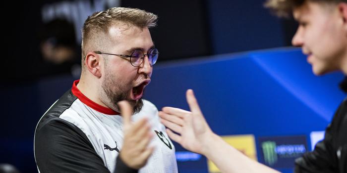 CS2 - IEM Katowice: Torzsiék a rájátszásba, a Vitality a reptérre jutott ki