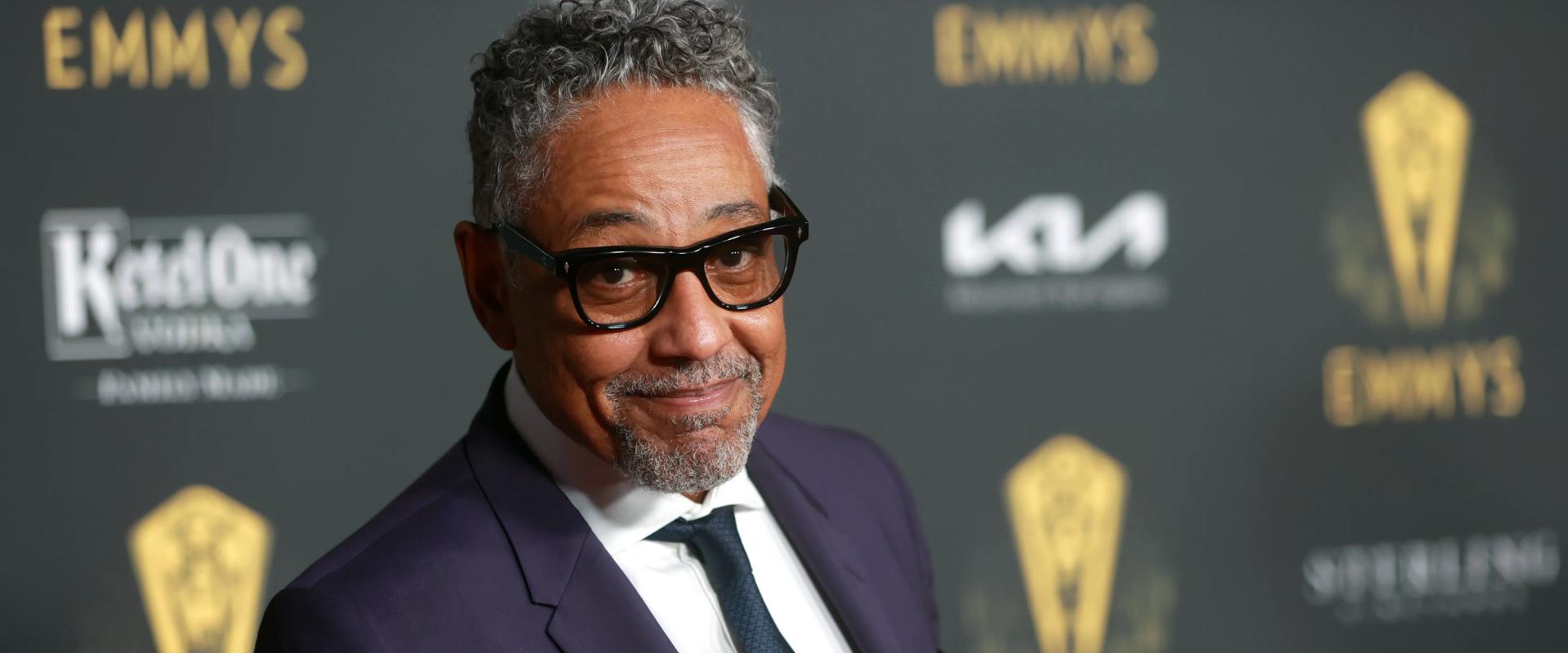 Alaposan felcsigázta a Marvel fanokat Giancarlo Esposito a rejtélyes szerepével