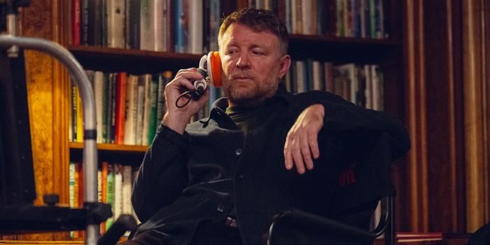 Film és Sorozat - Guy Ritchie-vel jön az új Sherlock Holmes projekt, de van benne egy csavar