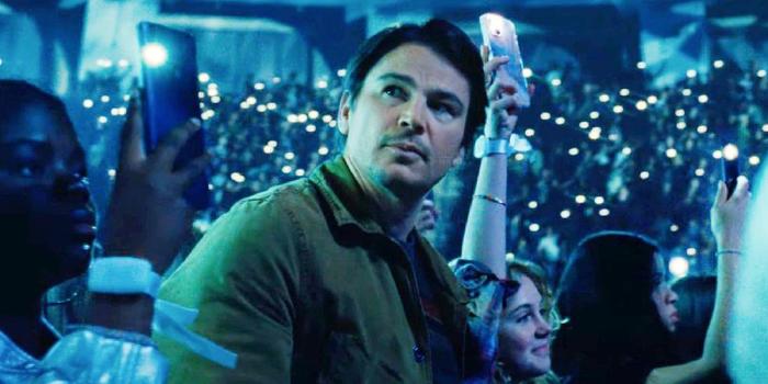 Film és Sorozat - Holnap már a kanapéról streamelheted Josh Hartnett sorozatgyilkosos thrillerét