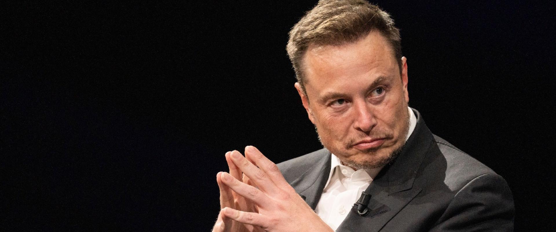 Még a saját mesterséges intelligenciája szerint is álhíreket terjeszt Elon Musk