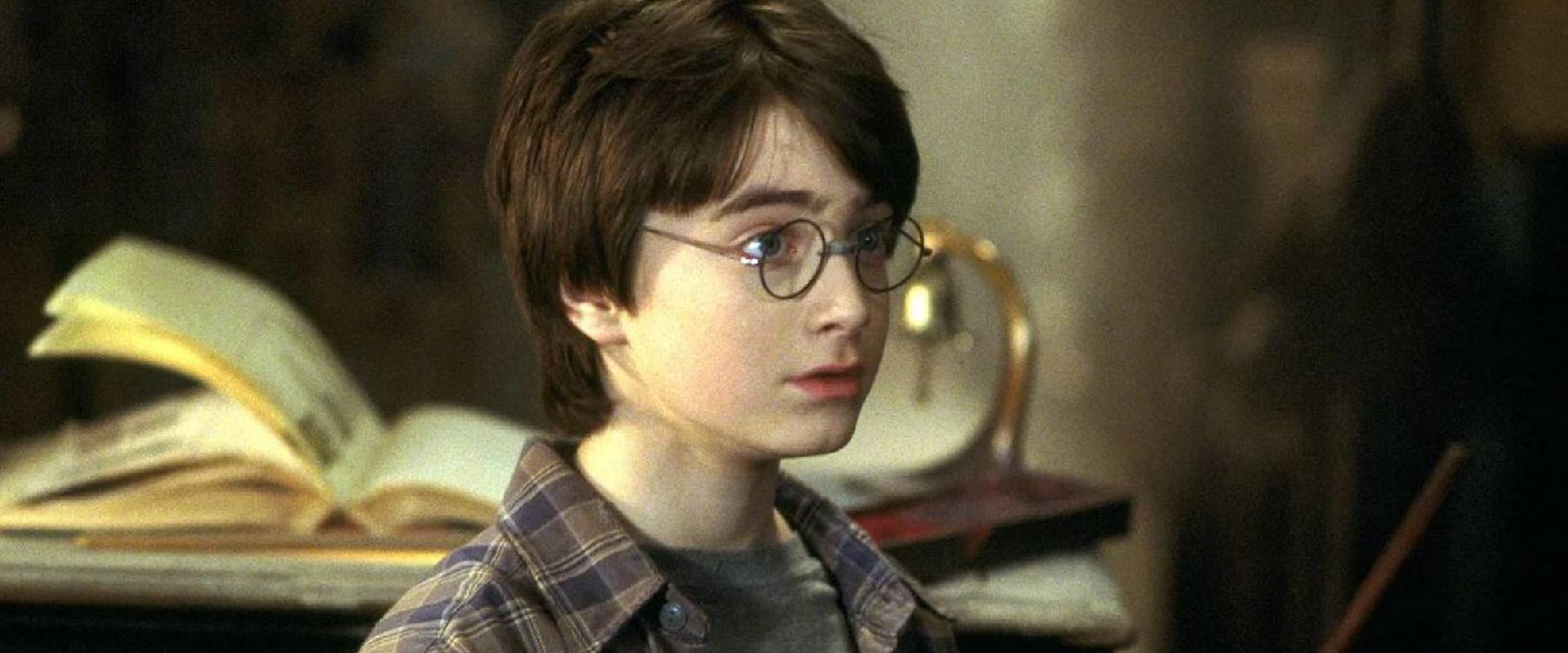 Egy vidéki lakás áráért kelt el a Harry Potter és a bölcsek köve első kiadása