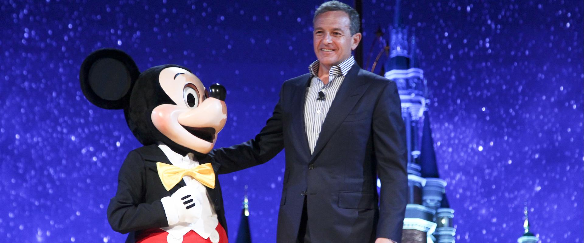 Pofátlanul sok előfizetőt bukott a Disney+, Bob Iger mégis mosolyog