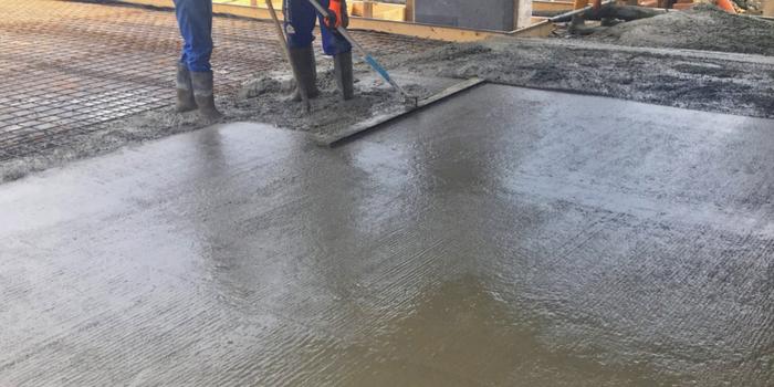 Üzlet - Esztrich: A padlóburkolatok megbízható alapja