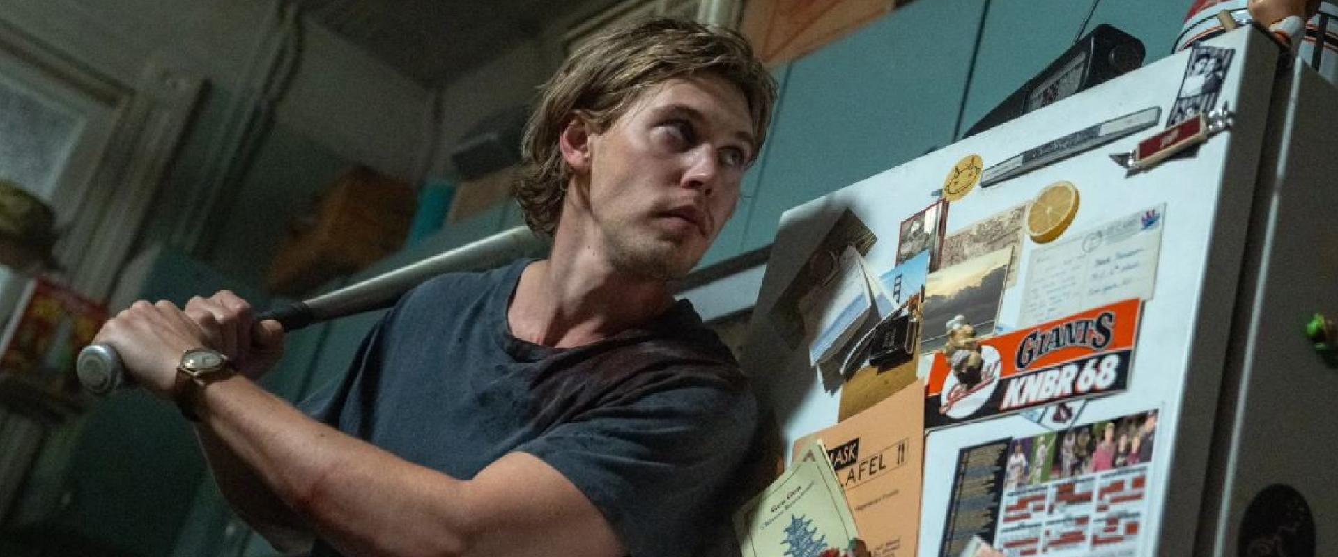 Kétszer is gondold meg, mielőtt Austin Butlerre bízod a macskád!