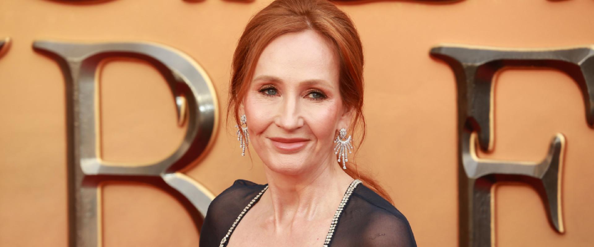 Így reagált J. K. Rowling az új Harryre, Ronra és Hermionéra