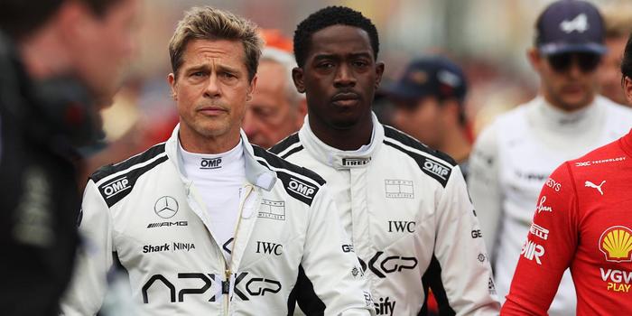Film és Sorozat - Brad Pitt F1-filmjének egyik jelenetén jót nevettek a valódi pilóták