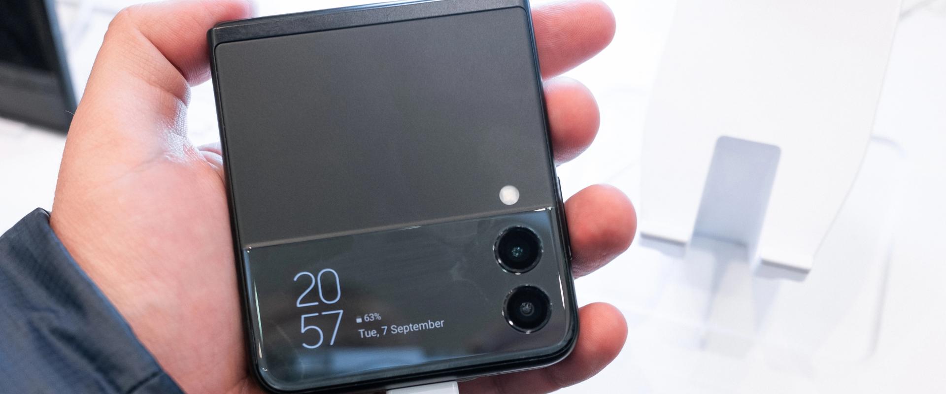Kiszivároghattak az új összecsukható Samsung-mobilok árai, és hát nagy a baj