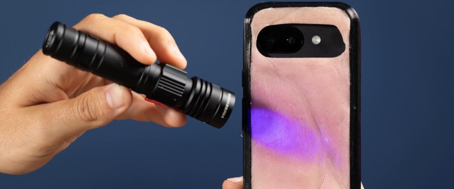 Itt az emberi bőrt utánzó telefontok, ami leég a napon