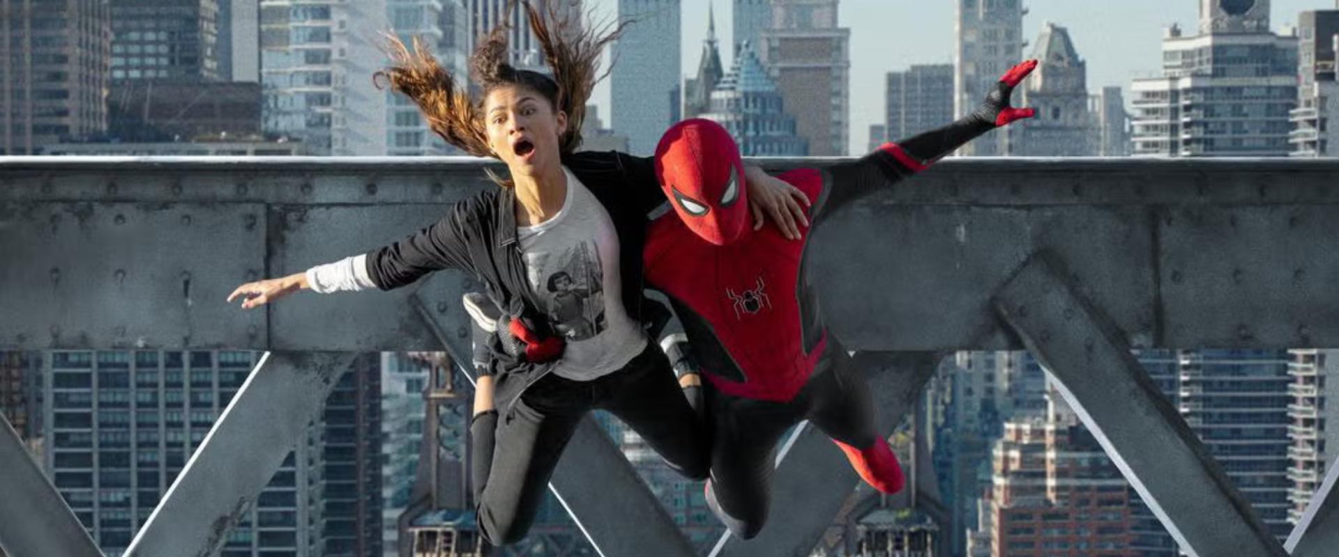 Ugrabugráló Tom Hollanddal újabb kedvcsináló érkezett a Pókember 4-hez