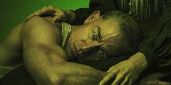 Film és Sorozat - Charlie Hunnam a Szörnyeteg negyedik évadában is benne lehet, de már áldozatként