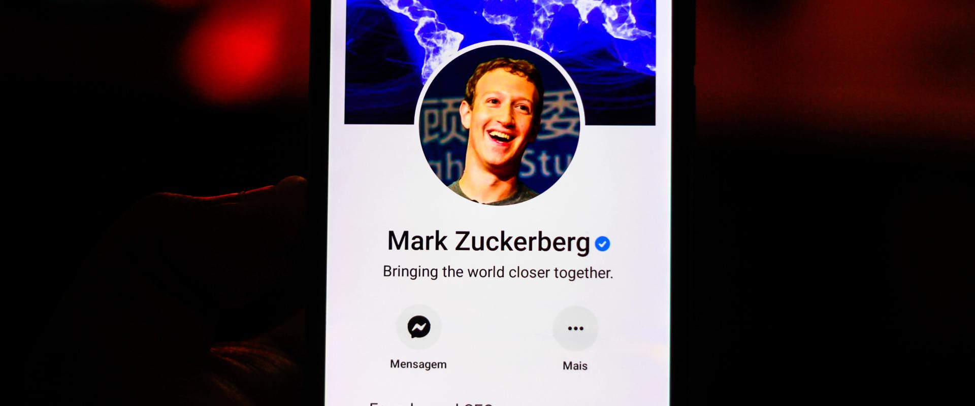 Mark Zuckerberg beperelte Mark Zuckerberget