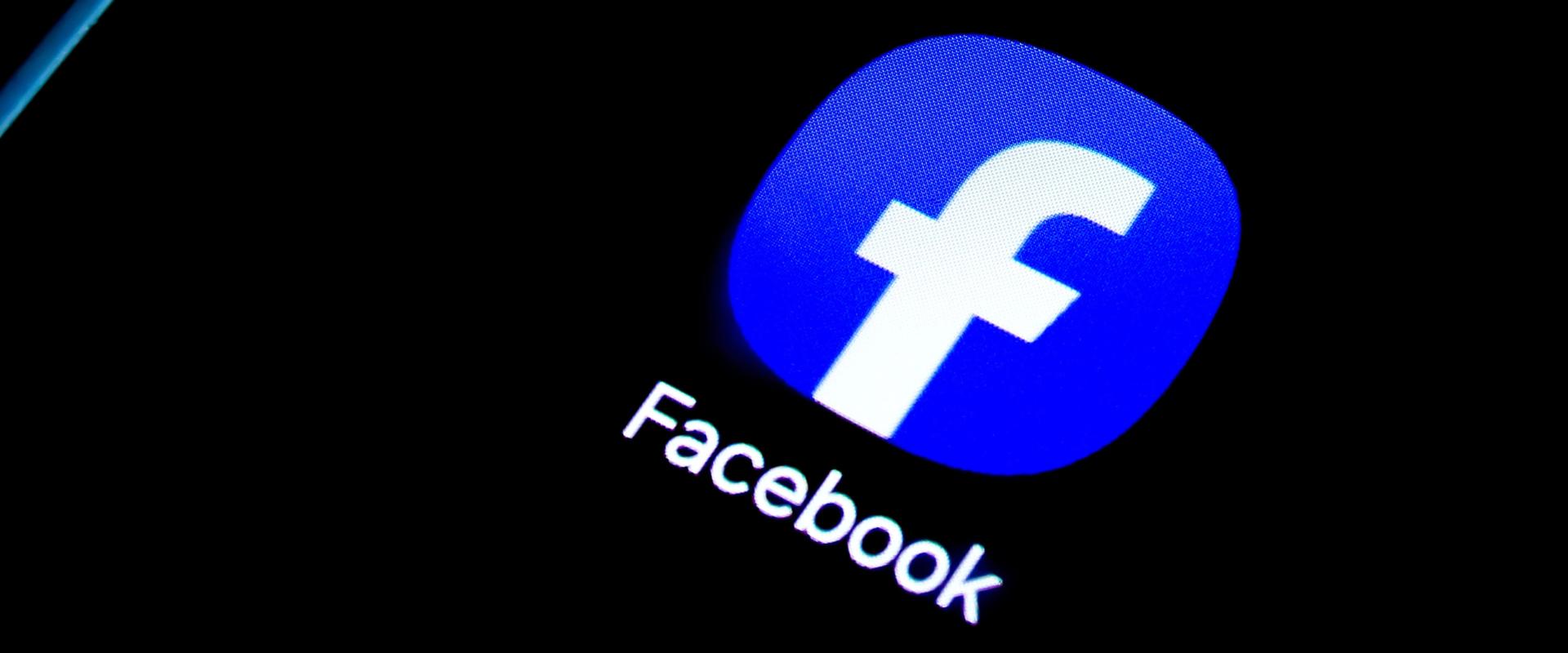 Na ne, ez komoly?! A Facebook 21 év után sem tesz le a legidegesítőbb funkciójáról