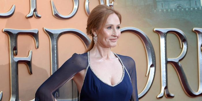 Film és Sorozat - J. K. Rowling: Emma Watson soha nem szembesült a hétköznapi nők problémáival