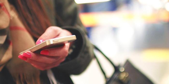 Üzlet - Mi alapján döntsük el, hogy milyen mobiltelefont vásároljunk?