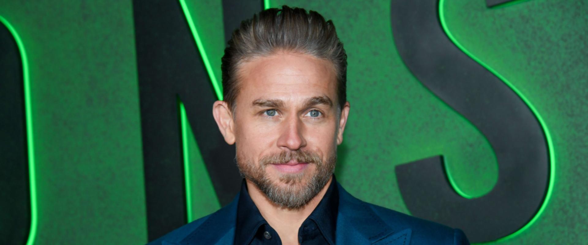 Ezúttal nem Charlie Hunnam öl, hanem őt ölik meg: forog a Szörnyeteg 4. évada, fotó is érkezett