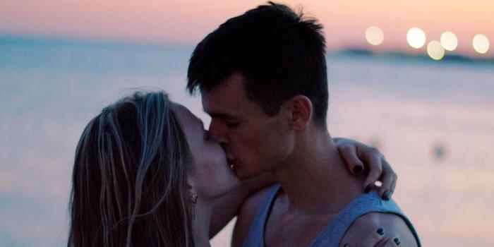 Üzlet - Az intimitás része az egészséges életnek