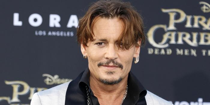 Film és Sorozat - Kapzsi uzsorás lesz Johnny Depp a horrorfilmes Ti West új, karácsonyi filmjében