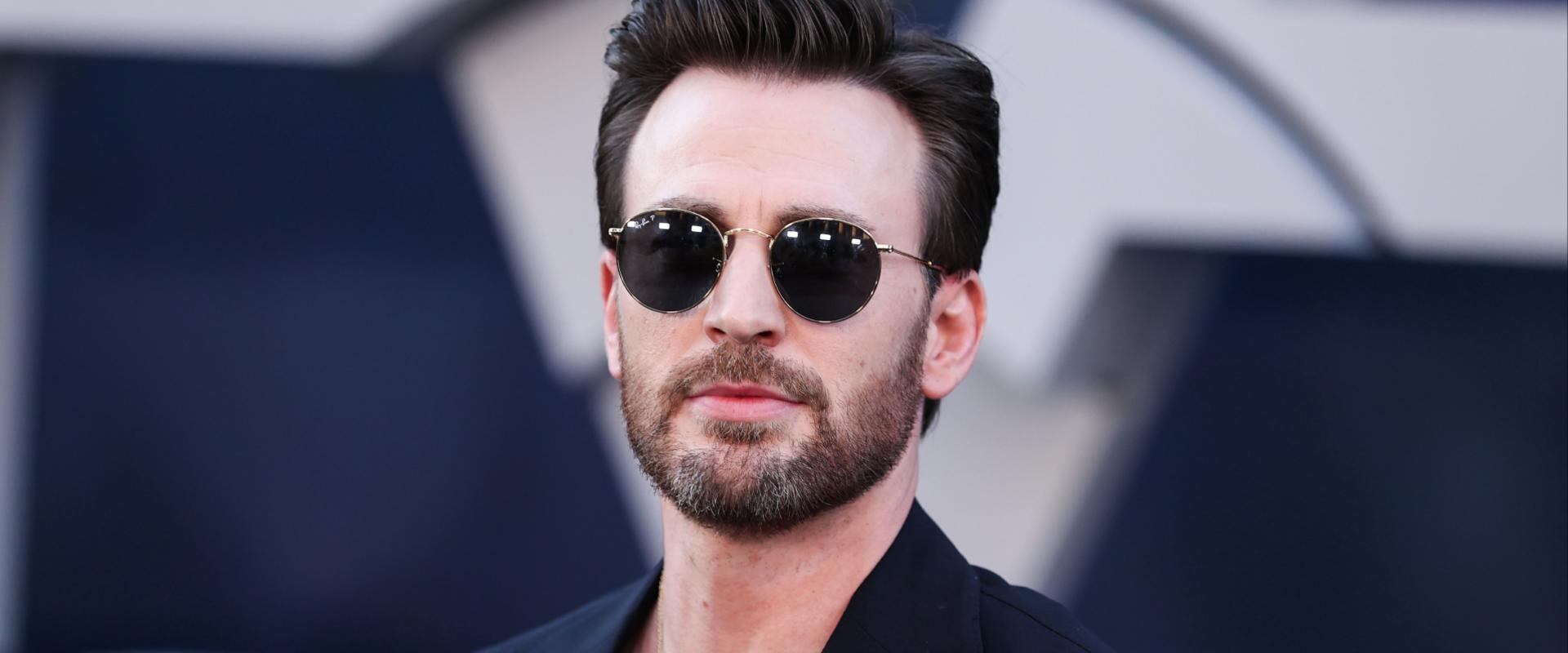 Gólyahír: a 44 éves Chris Evans apa lett Gólyahír: a 44 éves Chris Evans apa lett