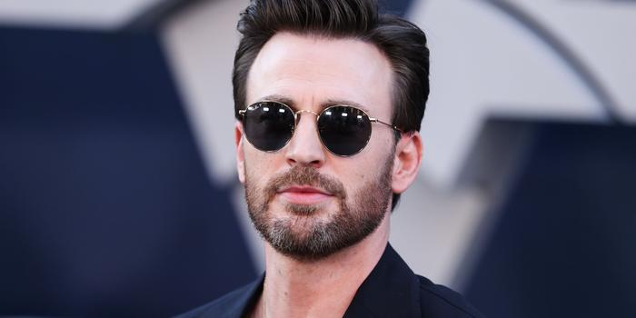 Film és Sorozat - Gólyahír: a 44 éves Chris Evans apa lett