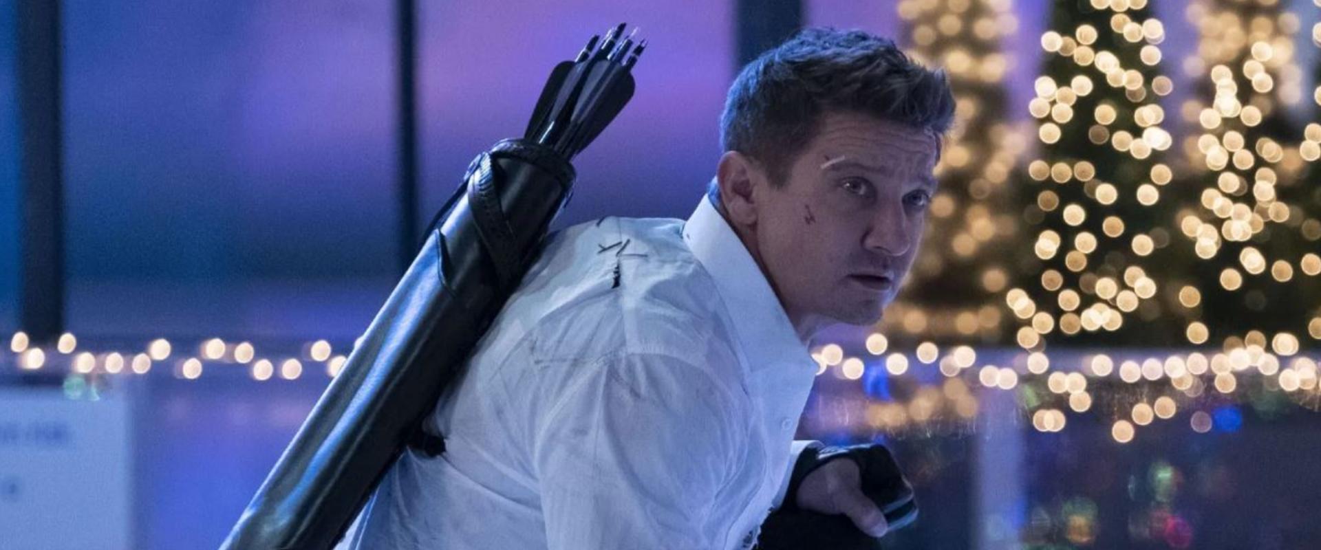 Szexuális zaklatással vádolja egy kínai rendezőnő Jeremy Rennert