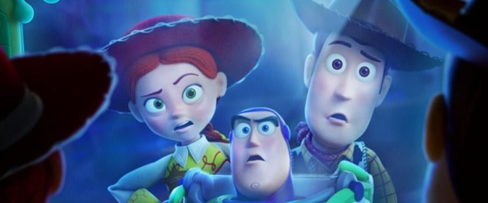A Toy Story 5 első kedvcsináló előzetesében egy okoskütyütől rettegnek a játékok
