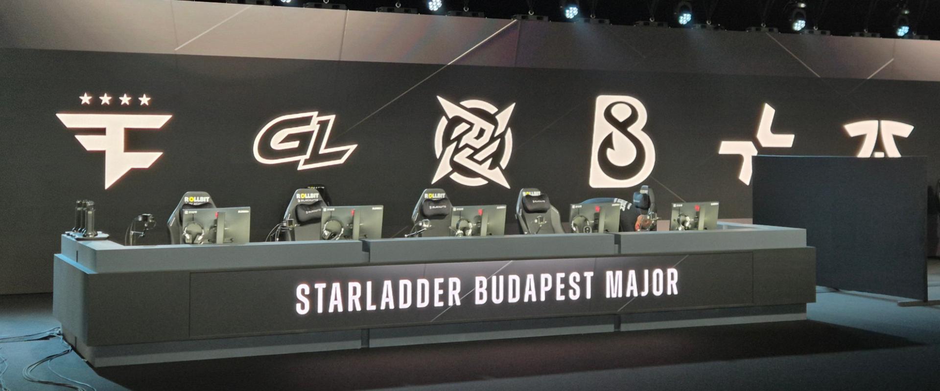 ÉLŐ: A FaZe vagy a NIP penge élen fog táncolni ma délutántól a StarLadder Budapest Majorön