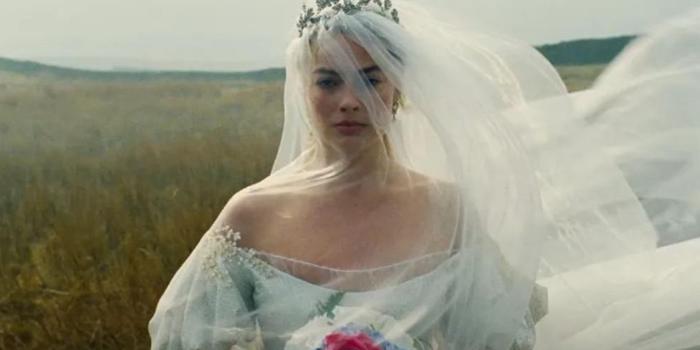 Film és Sorozat - Az Üvöltő szelek férfi főszerepén megy a vita, de Margot Robbie kiáll Jacob Elordi mellett