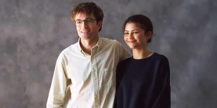 Film és Sorozat - Zendaya és Robert Pattinson kínosan mosolyog a The Drama első előzetesében