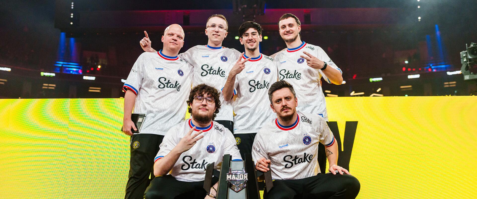 Donk vagy ZywOo, ZywOo vagy Donk? – Az év CS2 játékosa és csapata szerintünk