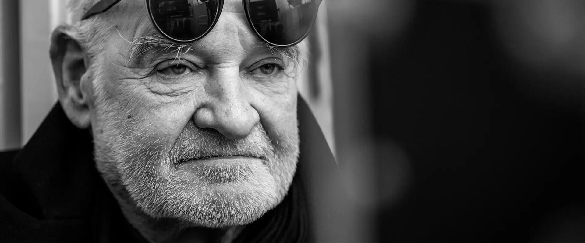 Elhunyt Tarr béla, a magyar filmrendezés ikonja