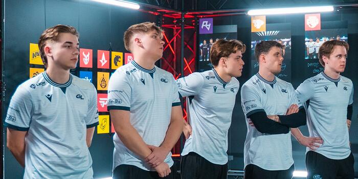 CS2 - Mindenki biztos volt benne, mégsem cserélt a MOUZ és a NAVI sem