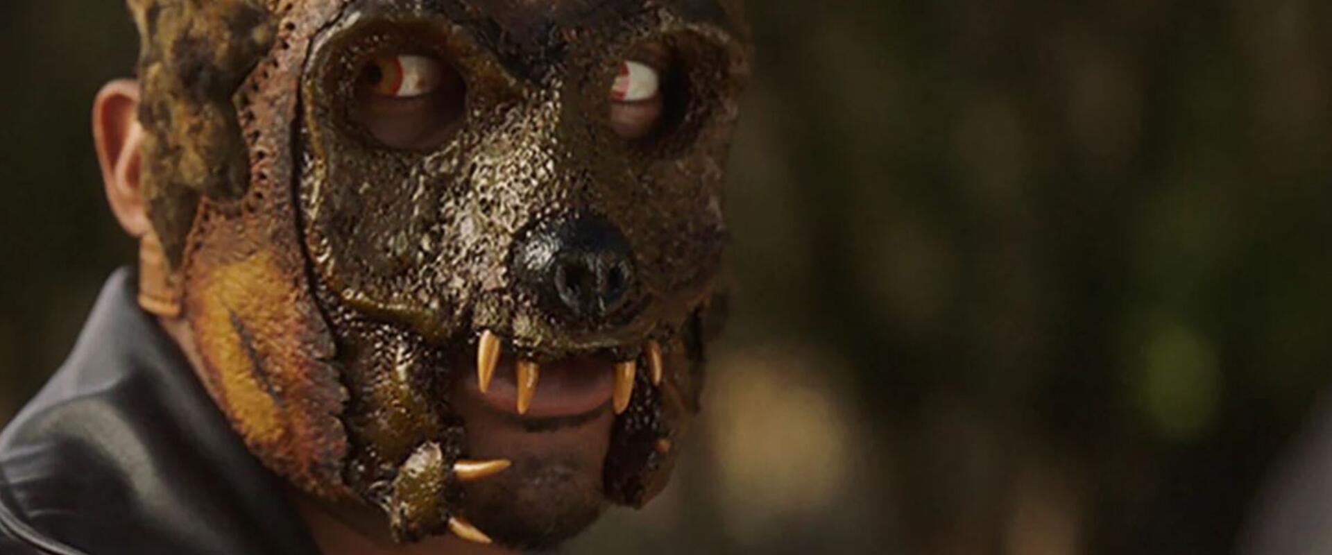 Újra kinyitja kapuit az Usher-ház, ezúttal Mickey Rourke és Peter Greene főszereplésével