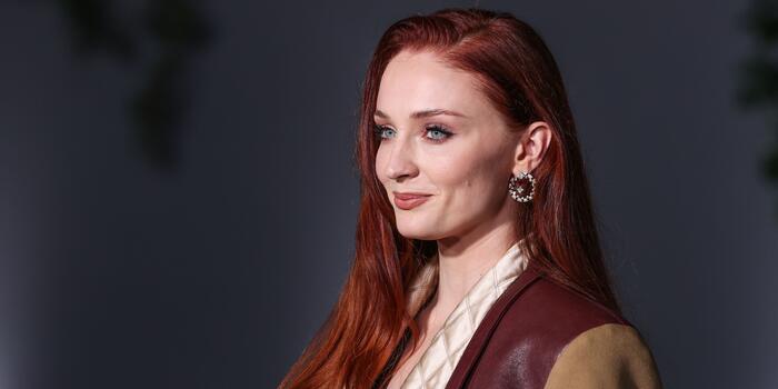 Film és Sorozat - Megjött az első hivatalos kép Lara Croftról az új élőszereplős Tomb Raiderből